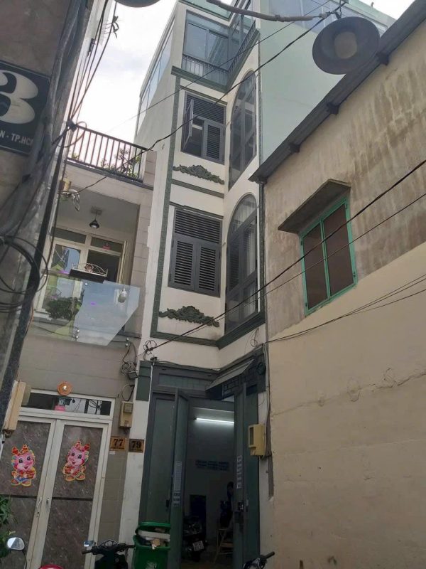 Bán CHDV đường Cao Thắng