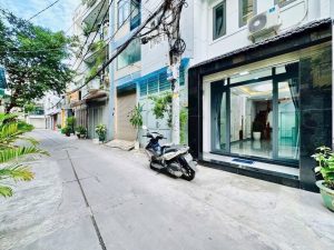 Bán nhà hẻm đường Phan Xích Long