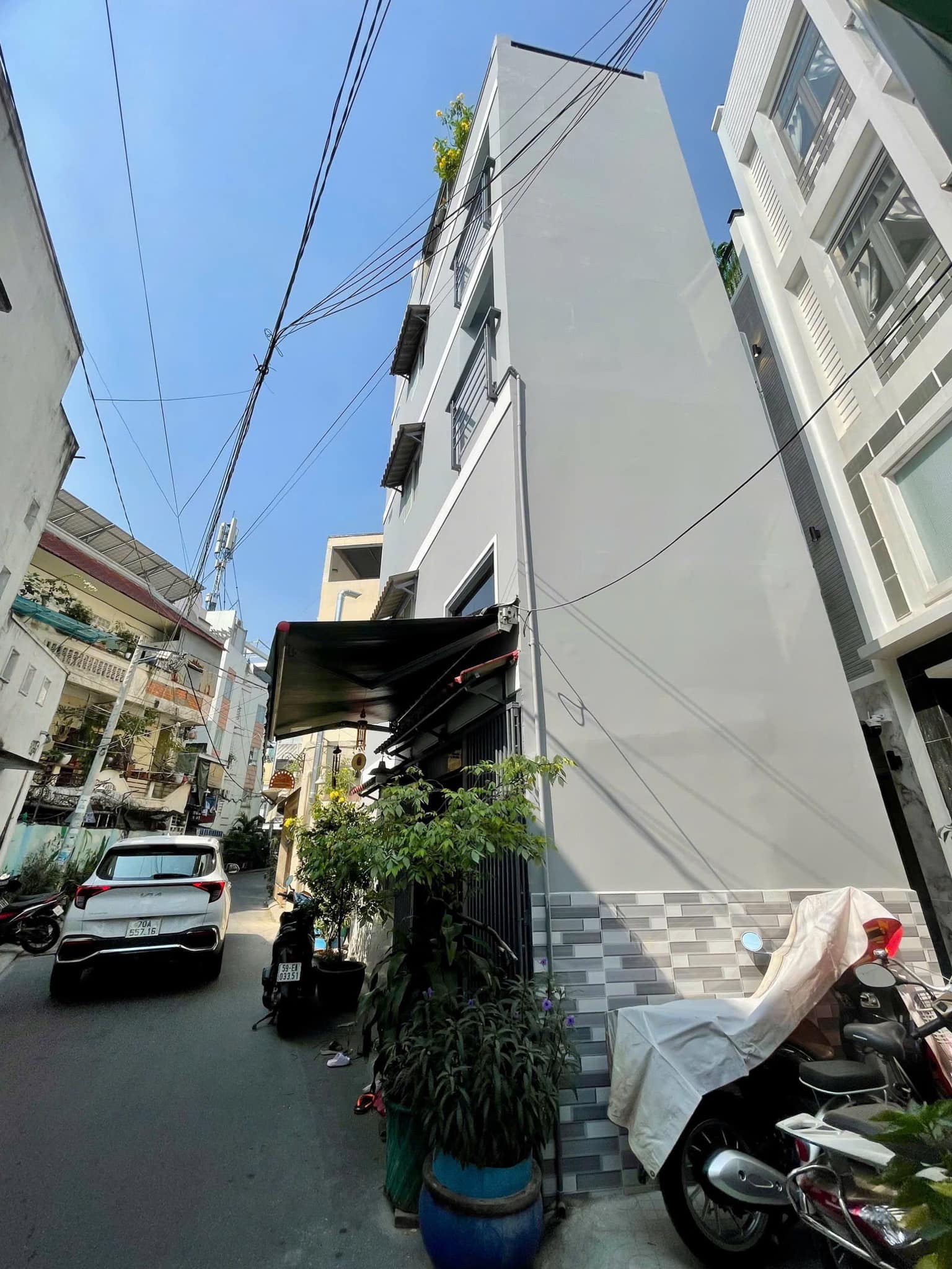 Bán nhà mặt tiền đường Hoa Đào
